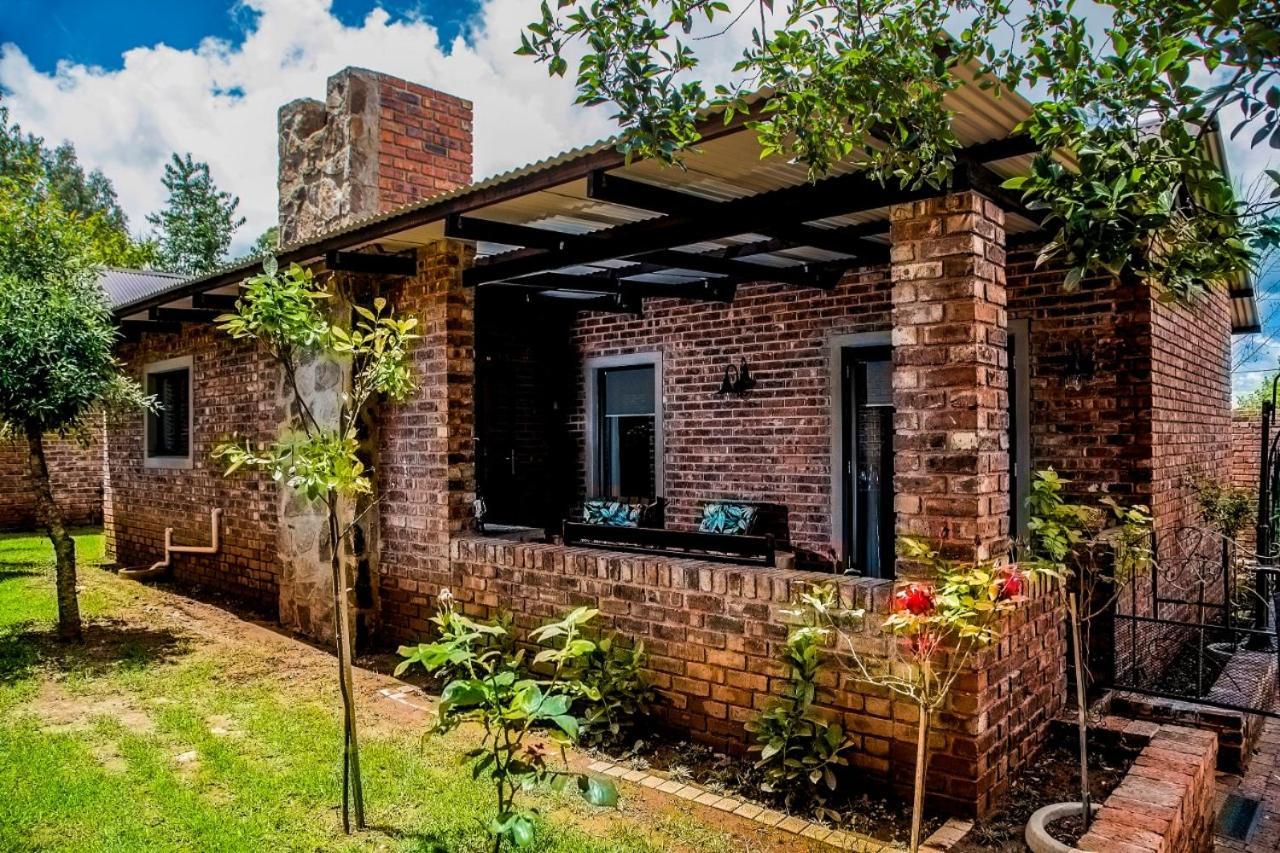 Tarry-Stone Cottages 德尔斯特鲁姆 外观 照片